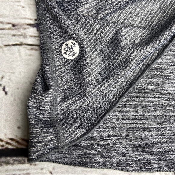 Manduka Grey  Open Tie Back Tank Size M - Picture 6 of 9